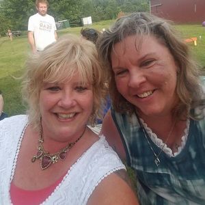 Meet your Posher, Angie